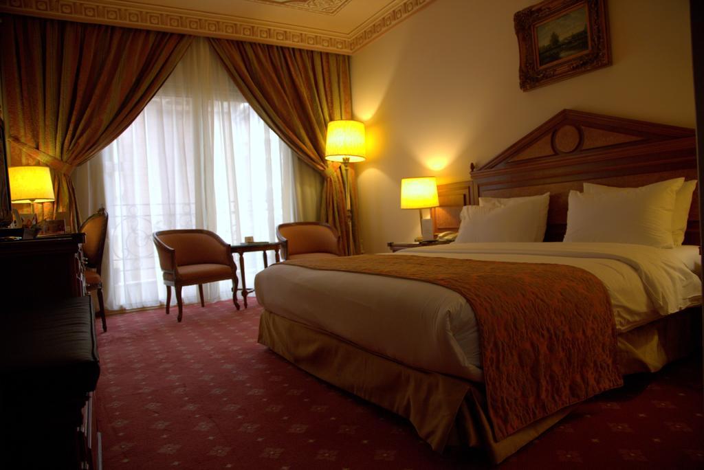 Serenada Golden Palace - Boutique Hotel Beirut Exterior photo