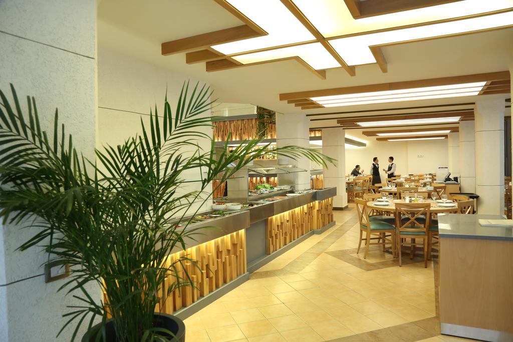 Serenada Golden Palace - Boutique Hotel Beirut Exterior photo