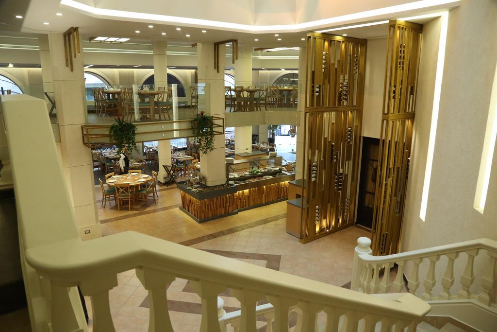 Serenada Golden Palace - Boutique Hotel Beirut Exterior photo