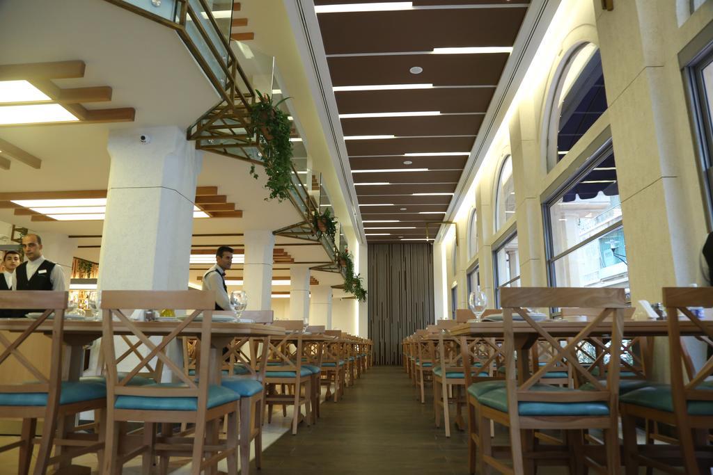 Serenada Golden Palace - Boutique Hotel Beirut Exterior photo